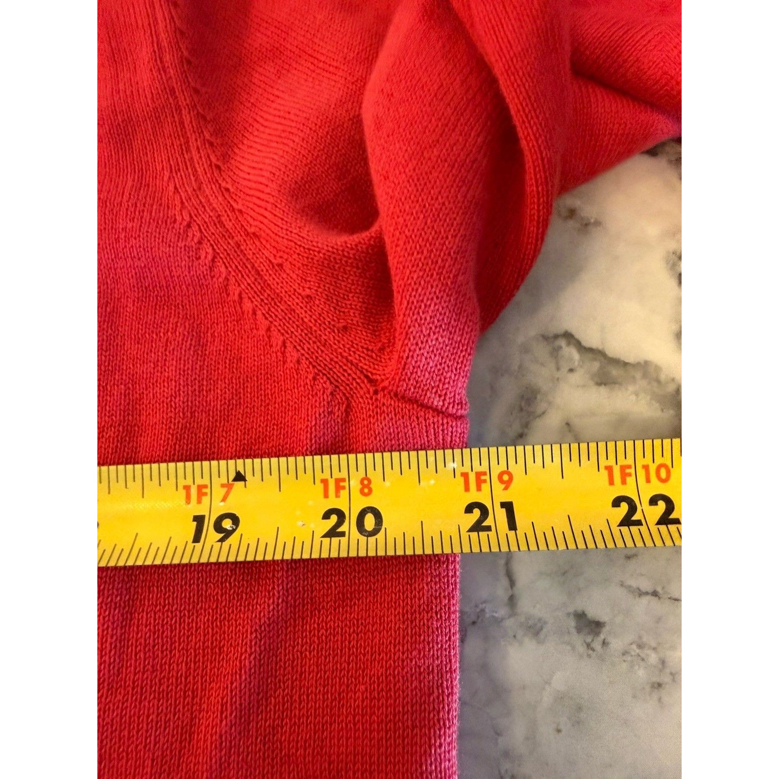 Southern Tide Skipjack Men’s M Red 100% Cotton V-Neck Sweater Pristine — image 4 of 6
